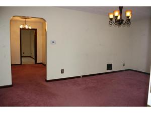 933 S Broad St, Lancaster, OH 43130 photo 5