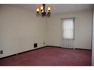 933 S Broad St, Lancaster, OH 43130 photo 4
