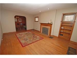 437 E Como Ave, Columbus, OH 43202 photo 2
