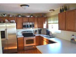 82 E Brooksedge Dr, Pataskala, OH 43062 photo 2