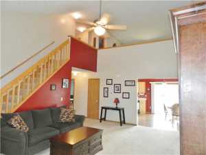 1982 Ashburn Dr, Delaware, OH 43015 photo 2