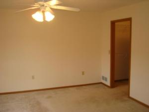 1960 Farmbrook Cir, Grove City, OH 43123 photo 11
