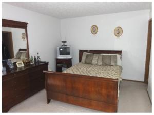 4136 Springtime Ct, Columbus, OH 43207 photo 6
