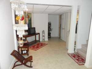 4136 Springtime Ct, Columbus, OH 43207 photo 12