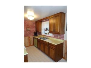 4634 Laredo St, Springfield, OH 45503 photo 6