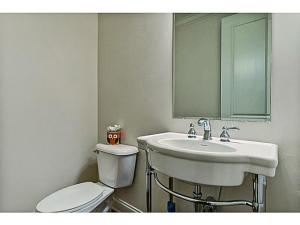112 E 2nd Ave, Columbus, OH 43201 photo 7