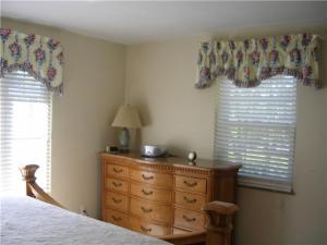 398 E Torrence Rd, Columbus, OH 43214 photo 12