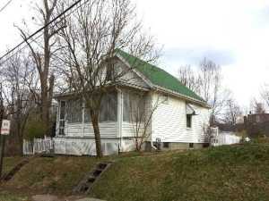121 E Cliff St, Baltimore, OH 43105 photo 2
