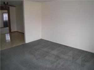 39 Marion Ct, Delaware, OH 43015 photo 2