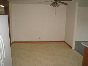 39 Marion Ct, Delaware, OH 43015 photo 6
