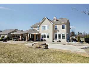 2334 Maple Leaf Cir, Blacklick, OH 43004 photo 24