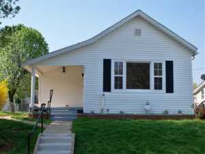 311 E High St, Circleville, OH 43113 photo 1