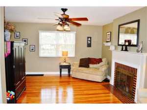 486 Walhalla Rd, Columbus, OH 43202 photo 2