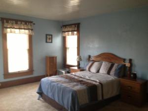 512 E Main St, Hebron, OH 43025 photo 7