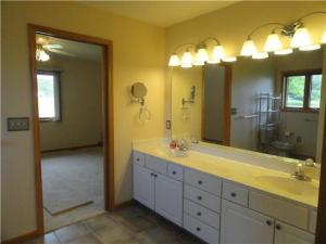 45 Exeter Pl, Hebron, OH 43025 photo 9