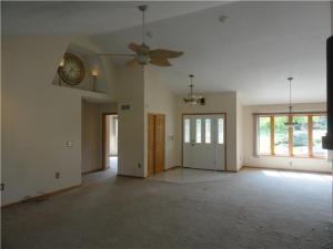 45 Exeter Pl, Hebron, OH 43025 photo 4