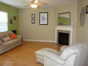 129 Reader Ct, Pataskala, OH 43062 photo 2
