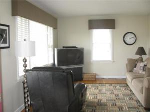 342 E Washington Ave, Marion, OH 43302 photo 2