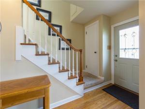 558 E Allen St, Lancaster, OH 43130 photo 2