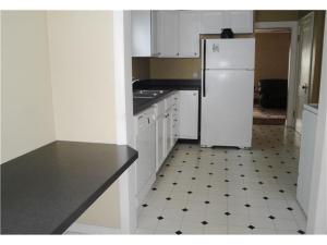 127 E Pacemont Rd, Columbus, OH 43202 photo 9