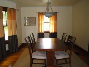 127 E Pacemont Rd, Columbus, OH 43202 photo 5