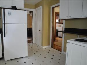 127 E Pacemont Rd, Columbus, OH 43202 photo 8