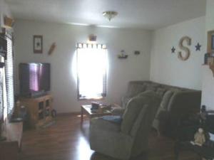 421 E Ohio St, Circleville, OH 43113 photo 2