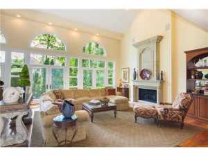 9 Lyonsgate Rd, Bexley, OH 43209 photo 9