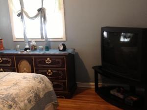 1076 E Markison Ave, Columbus, OH 43207 photo 8