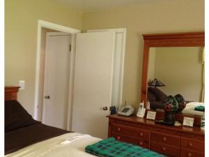 1076 E Markison Ave, Columbus, OH 43207 photo 5