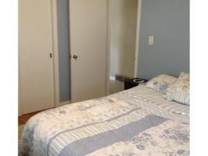 1076 E Markison Ave, Columbus, OH 43207 photo 9