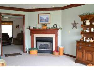 728 Moorefield Ct, Springfield, OH 45502 photo 2