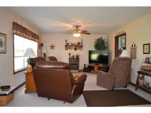 728 Moorefield Ct, Springfield, OH 45502 photo 4