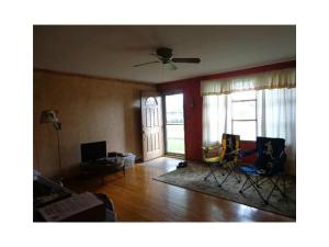 4112 Helena Dr, Springfield, OH 45503 photo 2