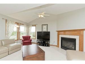 6718 Wynwright Dr, Dublin, OH 43016 photo 2