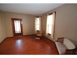 130 E Mill St, Circleville, OH 43113 photo 3