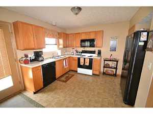 160 Simon St, Delaware, OH 43015 photo 5