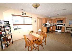 160 Simon St, Delaware, OH 43015 photo 4