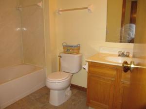 857 Buehler Dr, Delaware, OH 43015 photo 13
