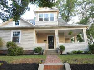 602 E Mulberry St, Lancaster, OH 43130 photo 2