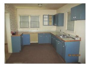 679 E Mound St, Circleville, OH 43113 photo 3