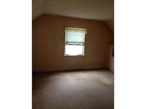 679 E Mound St, Circleville, OH 43113 photo 8