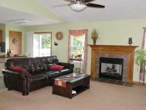 1835 Declaration Dr, Lancaster, OH 43130 photo 3