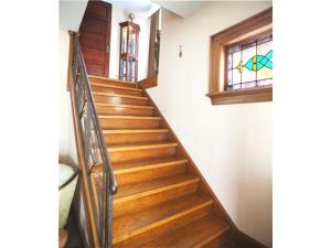 131 E Blake Ave, Columbus, OH 43202 photo 2