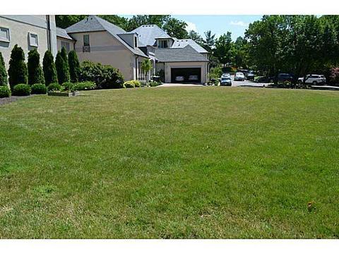 15 Lyonsgate Rd, Bexley, OH 43209 photo 9