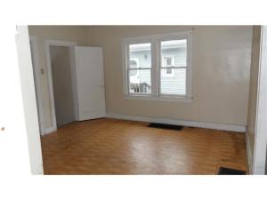 831 Ruby Ave, Columbus, OH 43227 photo 3