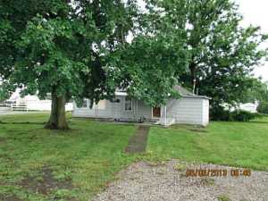 111 E North St, Hebron, OH 43025 photo 6