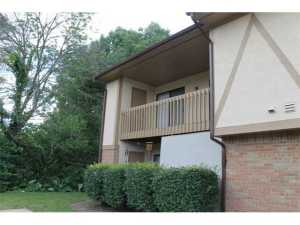 2253 Hedgerow Rd E #E, Columbus, OH 43220 photo 1