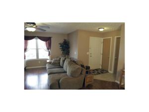 161 Simon St, Delaware, OH 43015 photo 3