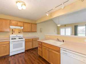 92 Brooksedge Dr, Pataskala, OH 43062 photo 8